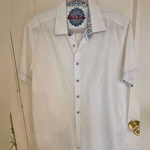 Robert Graham White Short Sleeve Shirt with Blue Accents